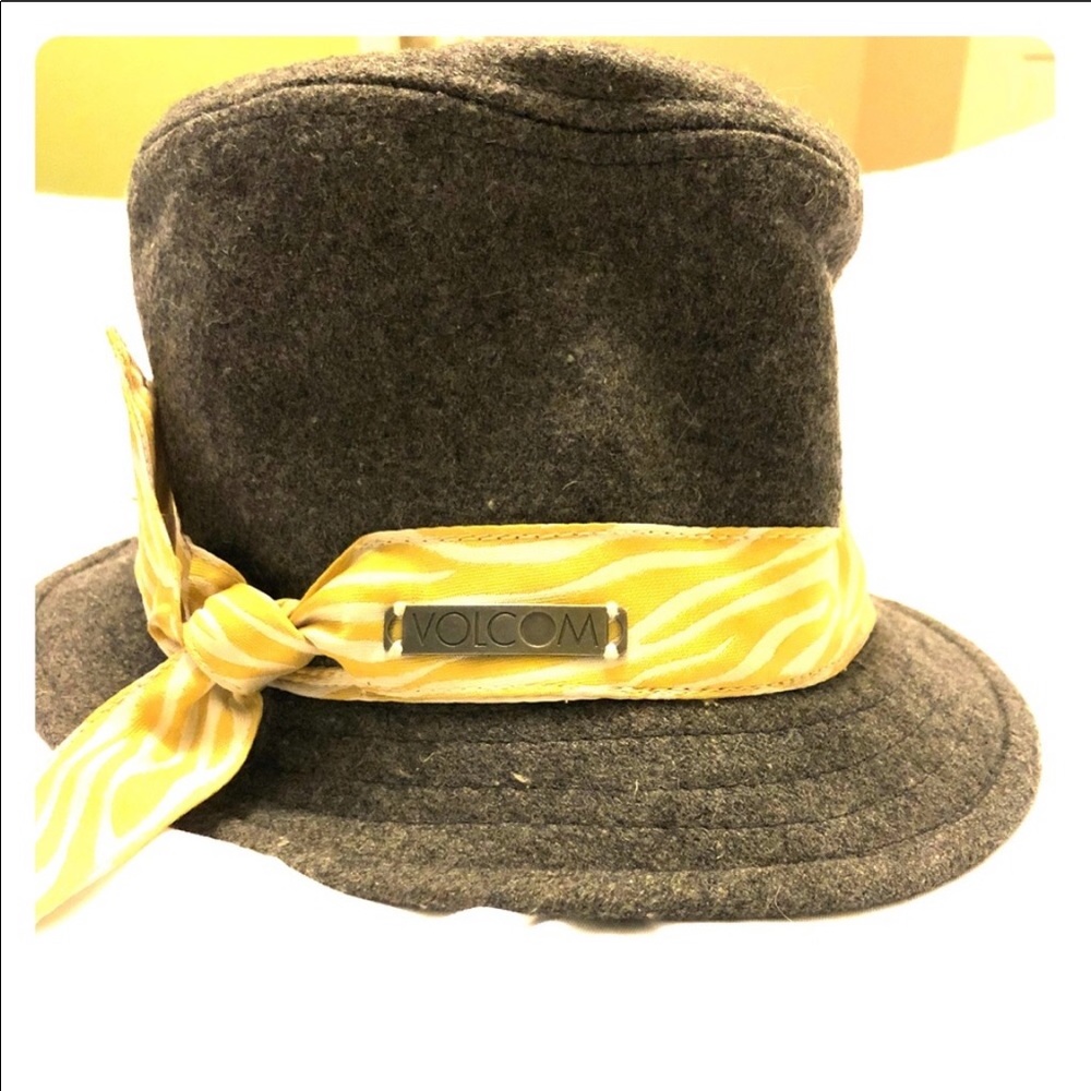 Vintage Volcom Wool Fedora Gray Grey Hat w/Yellow Wrap S/XS
